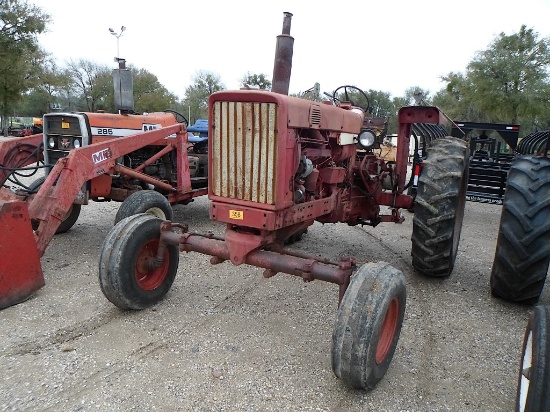 IH 656 TRACTOR (SERIAL # 255645) (UKNOWN HOURS, UP TO BUYER TO DO THEIR DUE DILIGENCE TO CONFIRM HOU