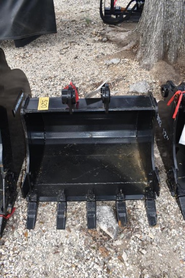 30" MINI EXCAVATOR BUCKET