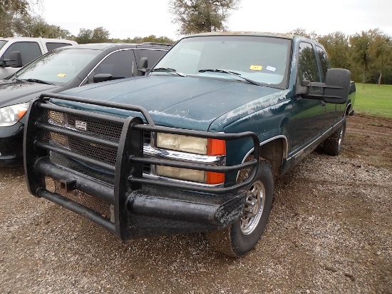 1995 CHEVROLET 2500 DIESEL PICKUP (VIN # 1GCGC29F5SE198024) (SHOWING APPX 250,389 MILES, UP TO BUYER