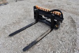 SKID STEER HYDRAULIC PALLET FORKS