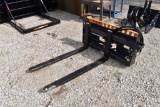 SKID STEER HYDRAULIC PALLET FORKS