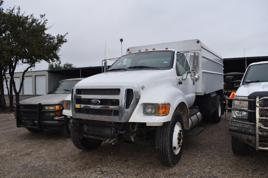 2013 FORD F750 TRUCK W/ CHIPPER BED (NOT RUNNING) (VIN # 3FRNF7FCXDV769393) (UNKNOWN MILES, UP TO BU