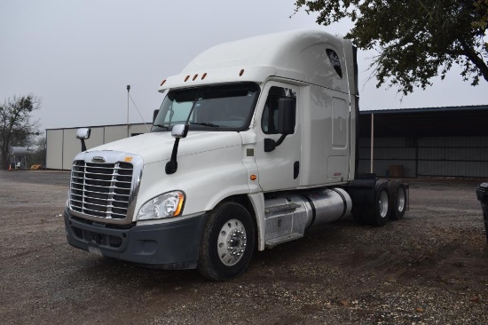 2016 FREIGHTLINER TRUCK (VIN # 3AKJGLDVXGSHE4569) (SHOWING APPX 1,163,718 MILES, UP TO BUYER TO DO T