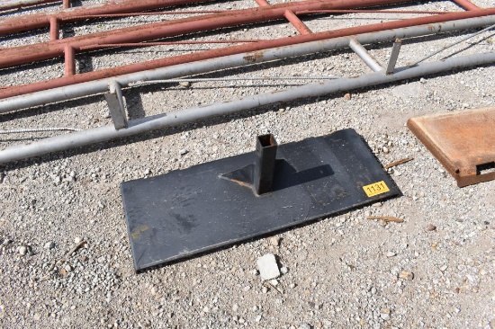 SKID STEER RECEIVER PLATE