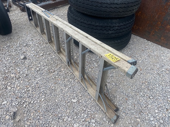 8' STEP LADDER