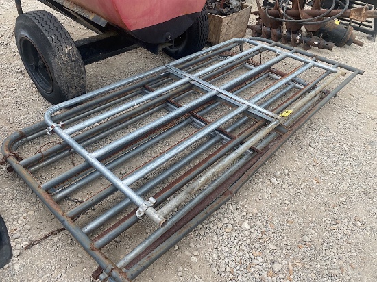 3 - 8' GATES AND 1 - 10' GATE