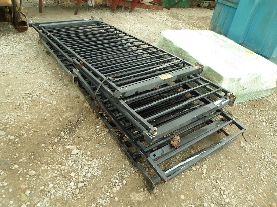 WROUGHT IRON HAND RAILING