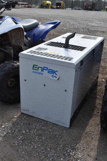MILLER ENPAK PORTABLE WELDER AND COMPRESSOR (NOT RUNNING) (SERIAL # A28GBW)