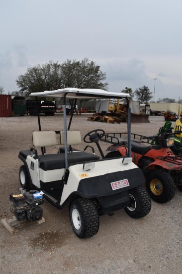 EZ GO GOLF CART ELECTRIC W/ CHARGER (NEEDS BATTERIES) (SERIAL # 532139) (NO KEY)