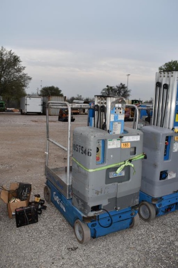 GENIE GR-15 MANLIFT (SERIAL # GR08-11926) (K)