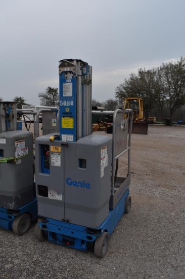 GENIE GR-20 MANLIFT (SERIAL # GR13-27249) (K)