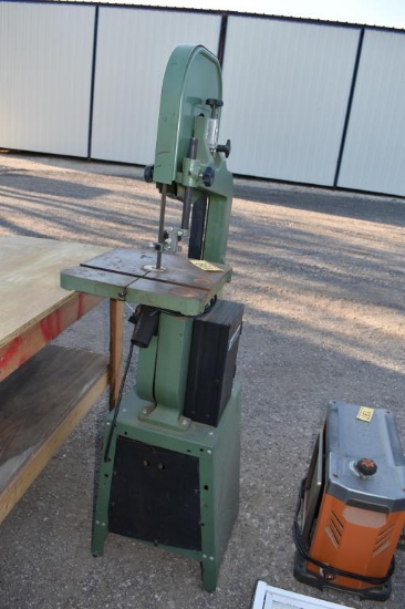 BAND SAW
