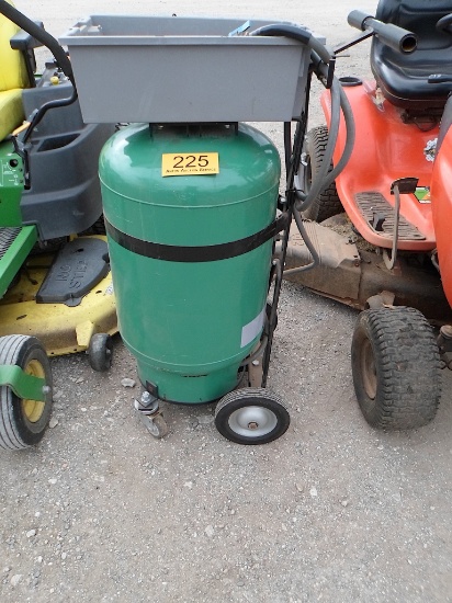PRESSURE TANK