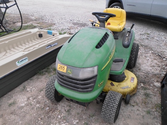 JD L100 RIDING MOWER (SERIAL # GXL100A107861) (K)