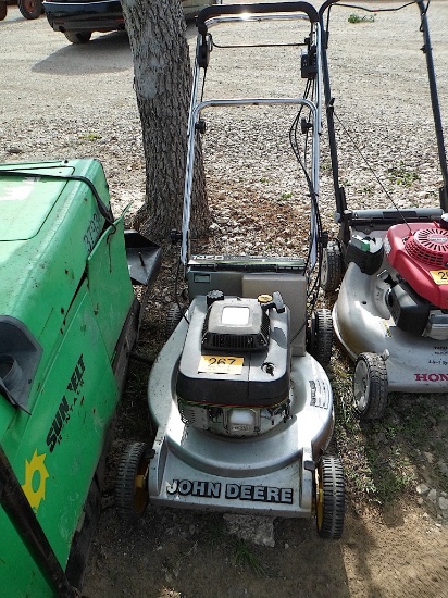 JD PUSH MOWER