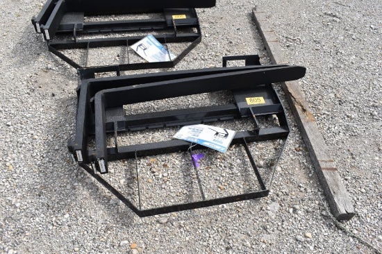 SKID STEER PALLET FORK