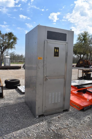 PORTABLE TOILET