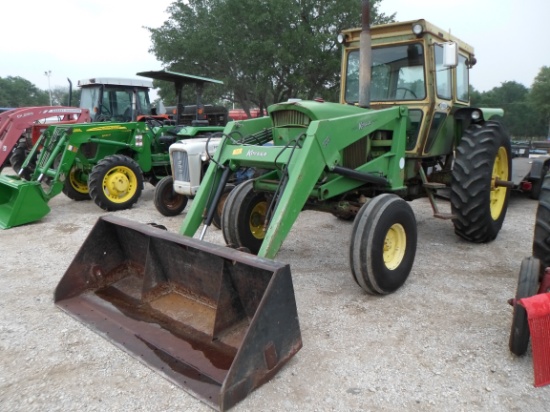 JD 4320 TRACTOR W/ KOYKER 500 LOADER (SERIAL # T613R-007955R) (SHOWING APPX 4,958 HOURS, UP TO THE B