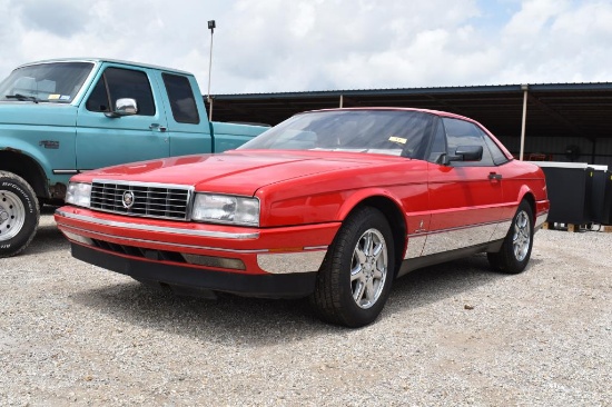 1989 CADILLAC ALLANTE CAR HARD TOP CONVERTIBLE (VIN # 1G6VR3186KU100426) (SHOWING APPX 87,505 MILES,