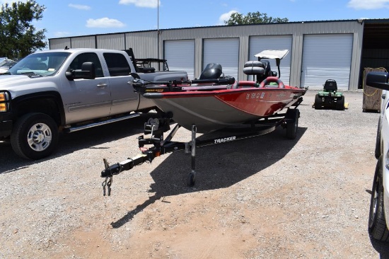 BASS TRACKER PRO 175 BOAT W/ MERCURY 60 ENGINE (BOAT VIN # BUJ17136A414) (MOTOR VIN # 1C251758) (TRA