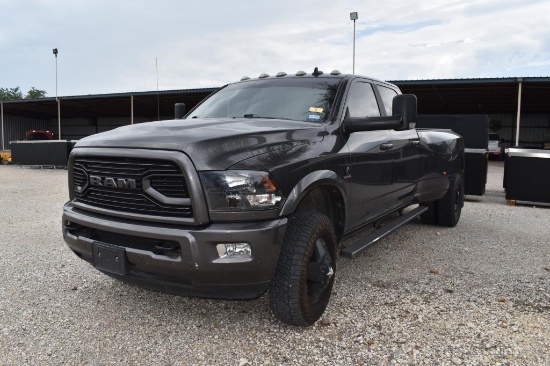 2018 DODGE 3500 PICKUP 4X4 (3C63RRHLXJG407558) (SHOWING APPX 98,117 MILES, UP TO THE BUYER TO DO THE