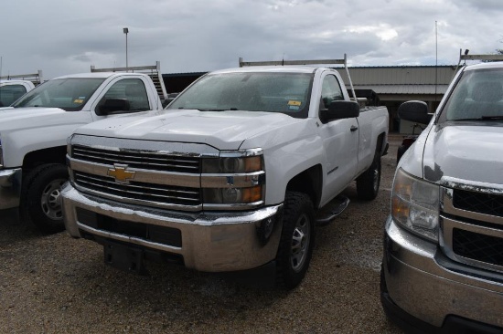 2015 CHEVROLET 2500 PICKUP (VIN # 1GC0CUEG4FZ505161) (SHOWING APPX 224,825 MILES, UP TO THE BUYER TO