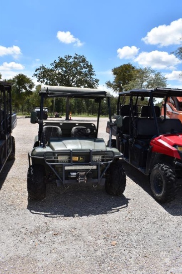 JD GATOR (NOT RUNNING) (CANNOT READ SERIAL # PLATE) (UNKNOWN HOURS) (K)