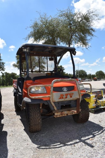 KUBOTA RTV900 (NOT RUNNING) (SERIAL # 13584) (SHOWING APPX 2,250 HOURS, UP TO THE BUYER TO DO THEIR