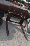 SKID STEER PALLET FORKS