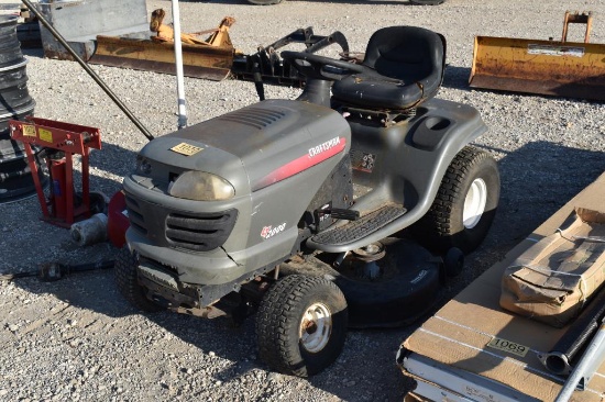 CRAFTSMAN LT2000 RIDING MOWER (NOT RUNNING) (NK)