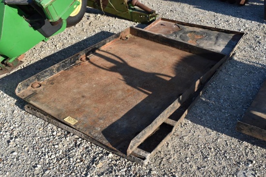 2 STEEL BED LINERS