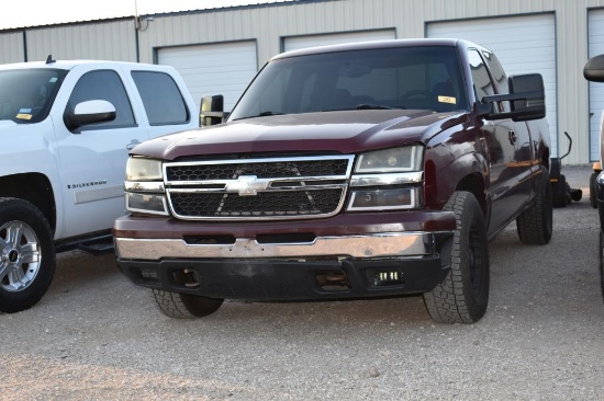 2003 CHEVROLET 1500 PICKUP (VIN # 2GCEC19X831332912) (SHOWING APPX 126,646 MILES, UP TO THE BUYER TO