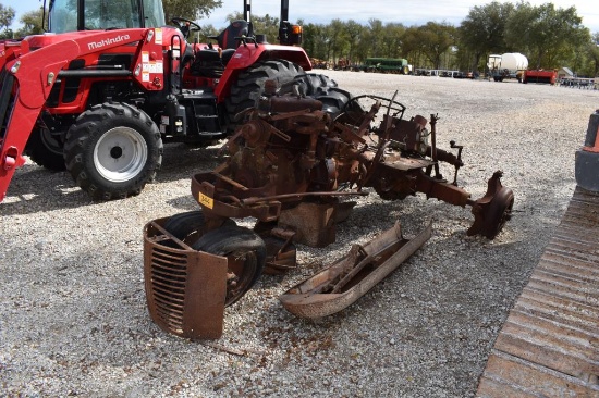 CASE VAC PARTS TRACTOR (SERIAL # 5557924)