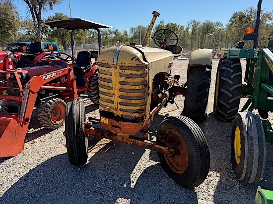 MASSEY HARRIS 55 TRACTOR (PARTS) (SERIAL # NOT FOUND) (UNKNOWN HOURS)