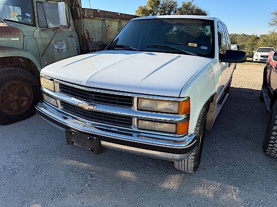 1996 CHEVROLET 2500 PICKUP (VIN # 1GCGC29R5TE130592) (SHOWING APPX 214,072 MILES, UP TO THE BUYER TO