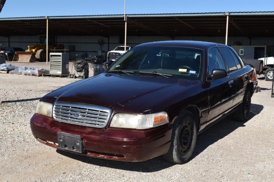 2003 FORD CROWN VICTORIA CAR (VIN # 2FAFP74W73X161471) (SHOWING APPX 192,123 MILES,  UP TO THE BUYER