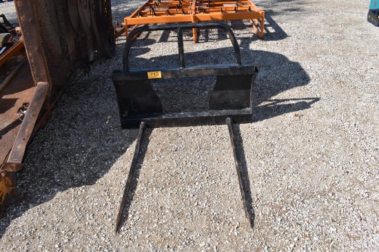 SKID STEER HAY SPEAR