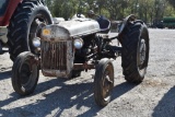 FORD 8N TRACTOR (NOT RUNNING) (SERIAL # 8N259717) (TOGGLE SWITCH) (NK)