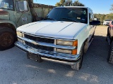 1996 CHEVROLET 2500 PICKUP (VIN # 1GCGC29R5TE130592) (SHOWING APPX 214,072 MILES, UP TO THE BUYER TO