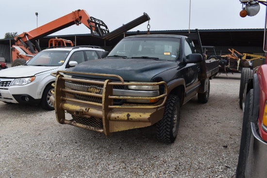 2001 CHEVROLET 2500 HD 4X4 PICKUP W/ TRIP HOPPER AND AIR BAGS (VIN # 1GCHK24U91E240920) (SHOWING APP