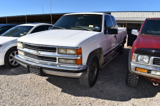 1996 CHEVROLET 2500 PICKUP (VIN # 1GCGC29R5TE130592) (SHOWING APPX 214,072 MILES, UP TO THE BUYER TO