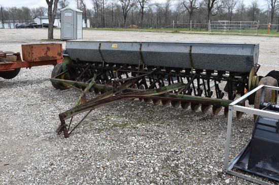 JD GRAIN DRILL