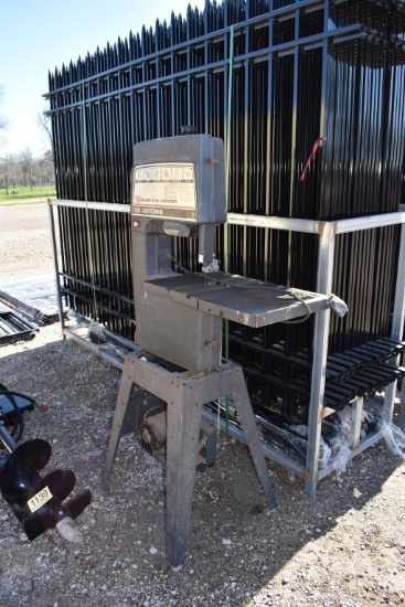 BAND SAW