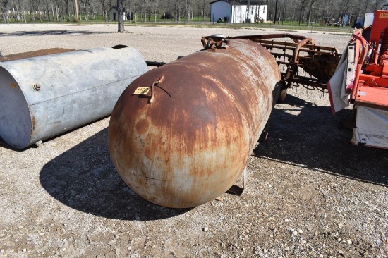 500 GALLON STEEL TANK