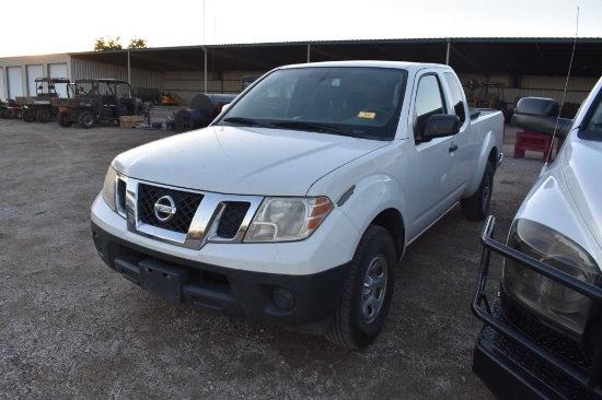 2016 NISSAN PICKUP (VIN # 1N6BD0CT0GN757560) (SHOWING APPX 152,415 MILES, UP TO THE BUYER TO DO THEI