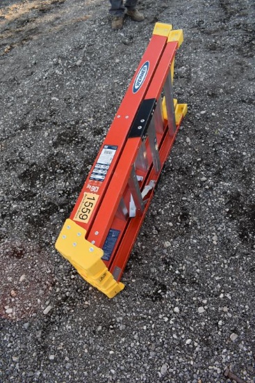 4' STEP LADDER