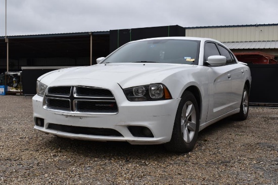 2012 DODGE CHARGER CAR (VIN # 2C3CDXHG5CH205541) (SHOWING APPX 215,453 MILES, UP TO THE BUYER TO DO