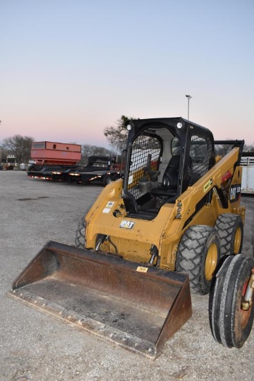 2015 CAT 262D SKID STEER (SERIAL # CAT0262DLDTB03298) (SHOWING APPX 1,533 HOURS, UP TO THE BUYER TO