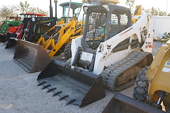 BOBCAT T650 SKID STEER (SERIAL # ALJG17687) (SHOWING APPX 4,677 HOURS, UP TO THE BUYER TO DO THEIR D