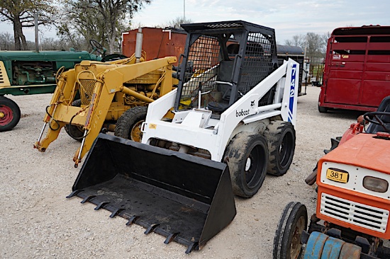 BOBCAT 742 SKID STEER (NOT RUNNING) (SERIAL # 5018-M-15168) (UNKNOWN HOURS) (K)
